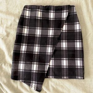 Missguided Black and White plaid faux Wrap skirt